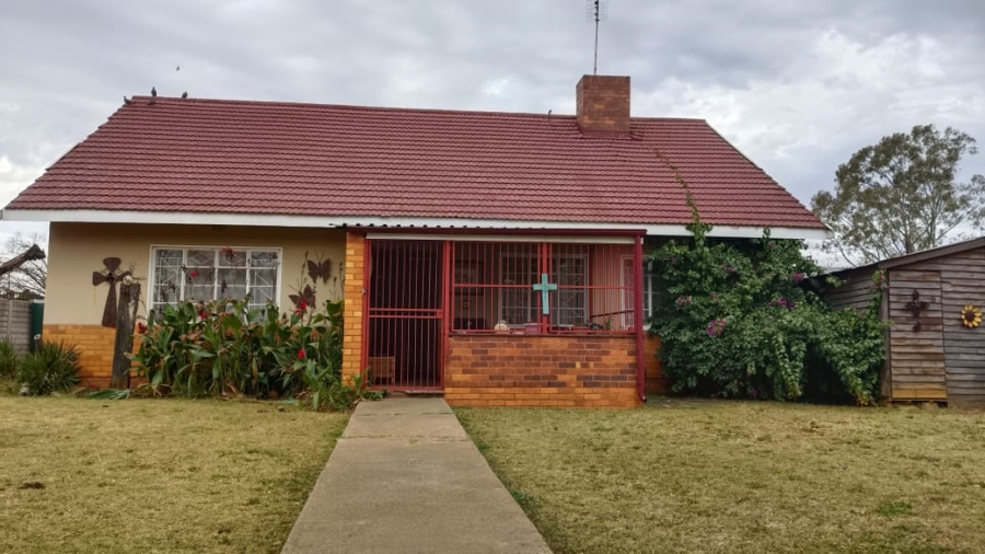 3 Bedroom Property for Sale in Ellaton North West